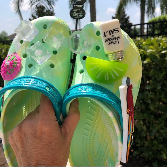 Margaritaville CROCS Multiple Men's Sizes New with Tags - Picture 2 of 10